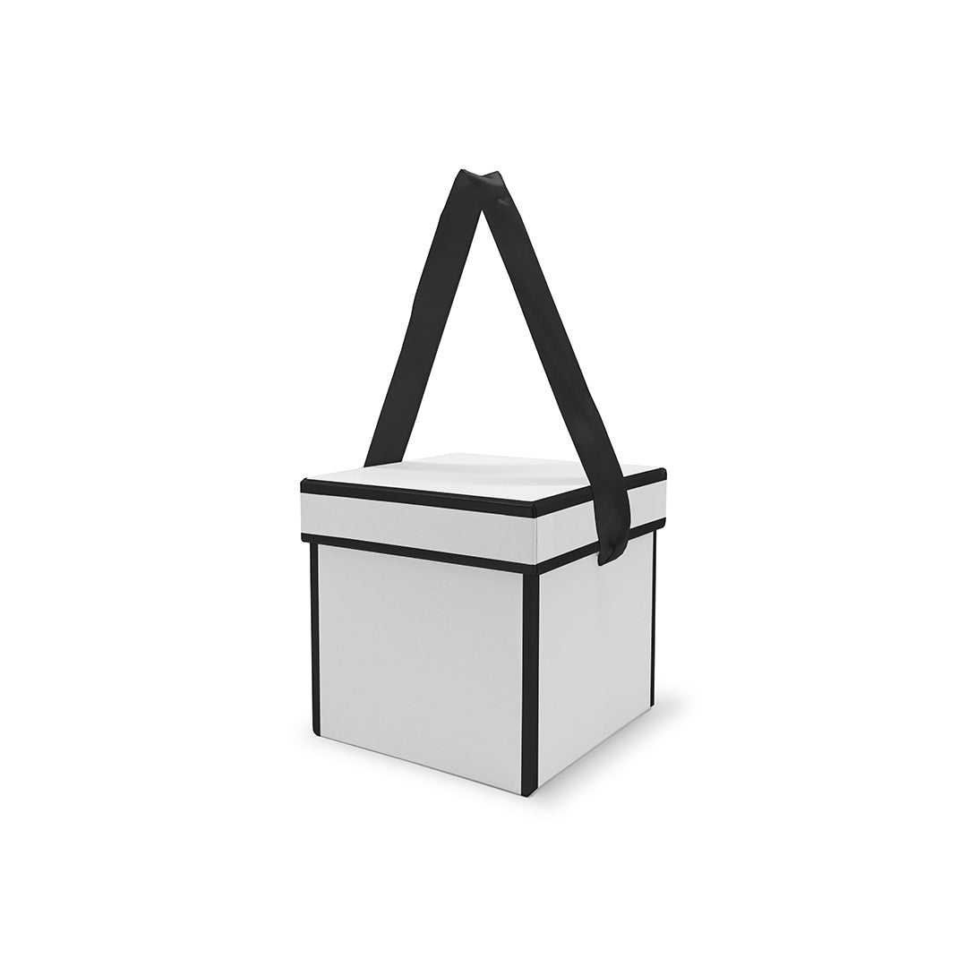 FBB064 SMALL CLASSIC SQUARE BOX (11cm x 11cm x 11cm) - Freesia